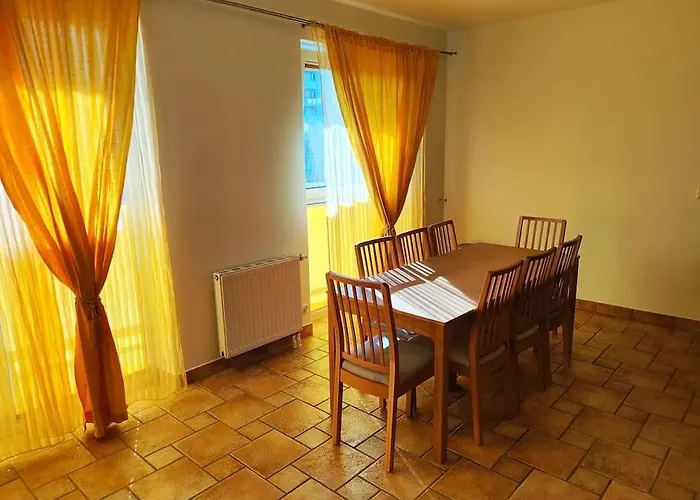 Metro Wilanowska Apartament *