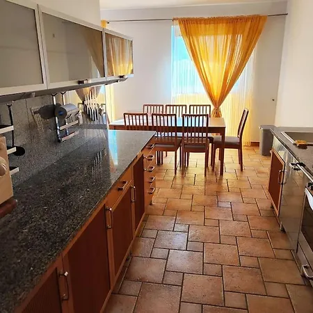 Metro Wilanowska Varsavia